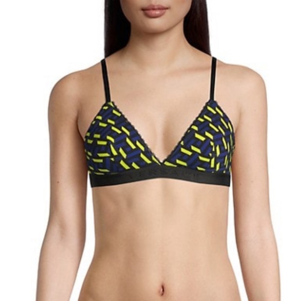 Versace “La Greca” bra and brief set. - Picture 2 of 9
